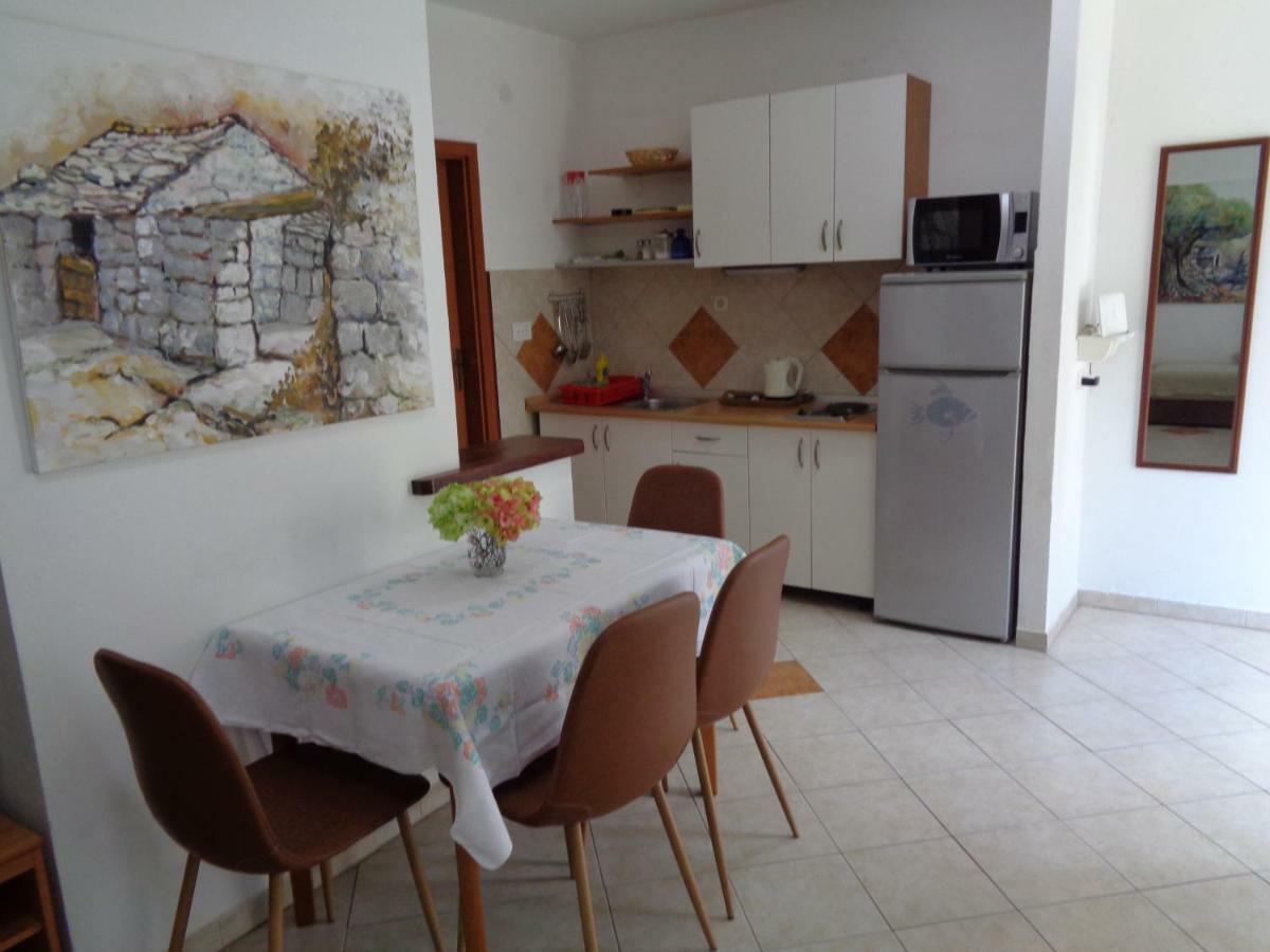 לומבארדה Apartments Maslina מראה חיצוני תמונה